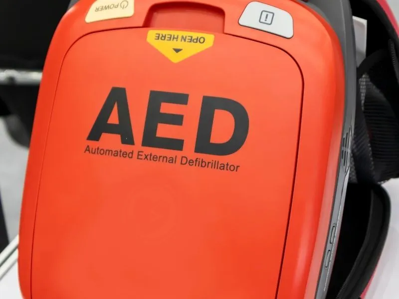 Desfibrilador Automático: O Que É e Por Que Salva Vidas?