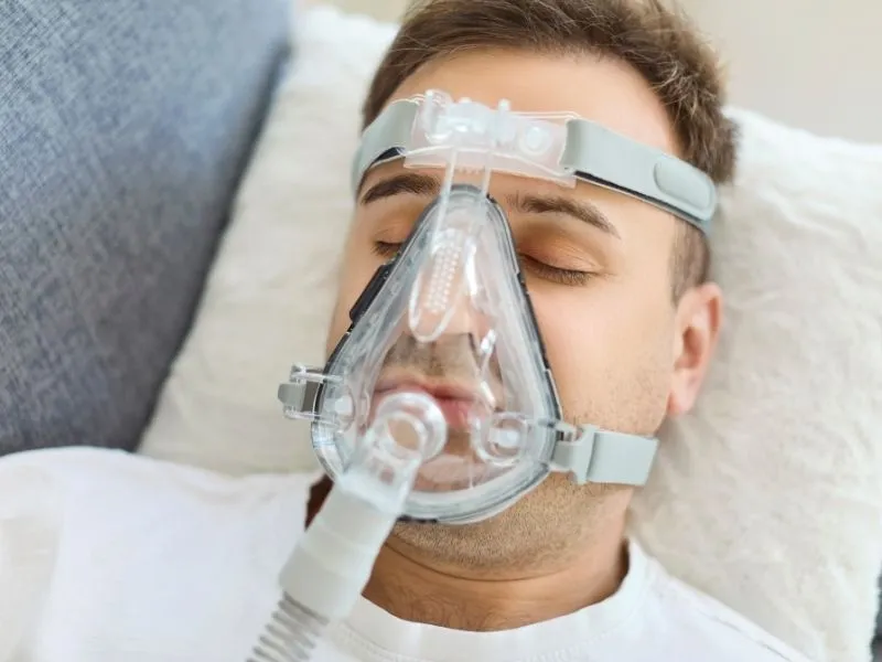 Apneia do Sono e Coração: O Que É, Sintomas, Riscos Cardiovasculares e Tratamento