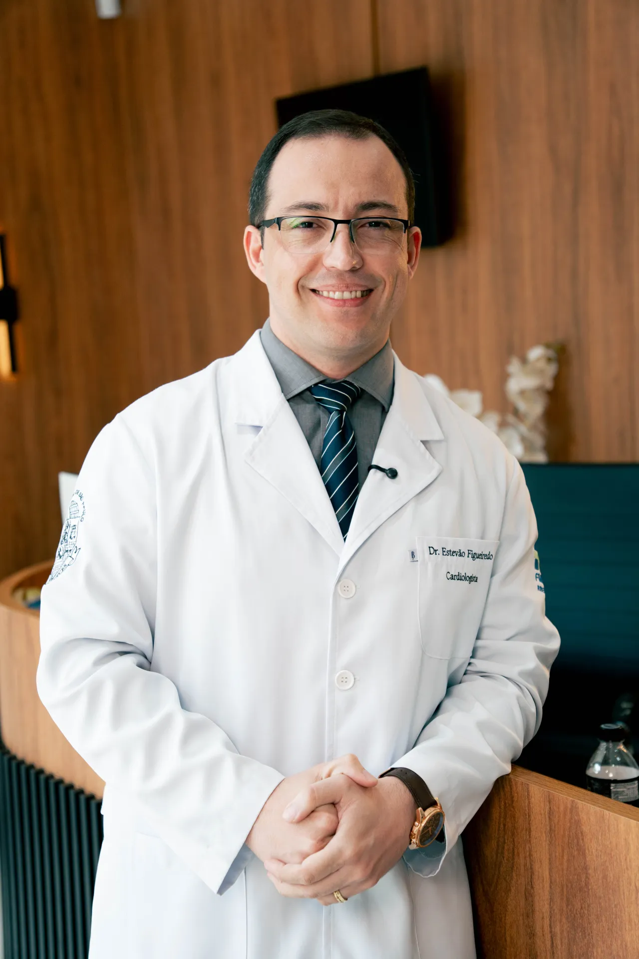 Quem É o Dr. Estevão Figueiredo: A História do Médico Por Trás do Instituto Inject