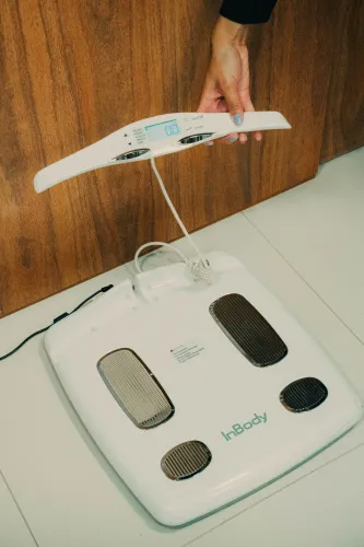Bioimpedância InBody: Por Que Vai Muito Além da Balança